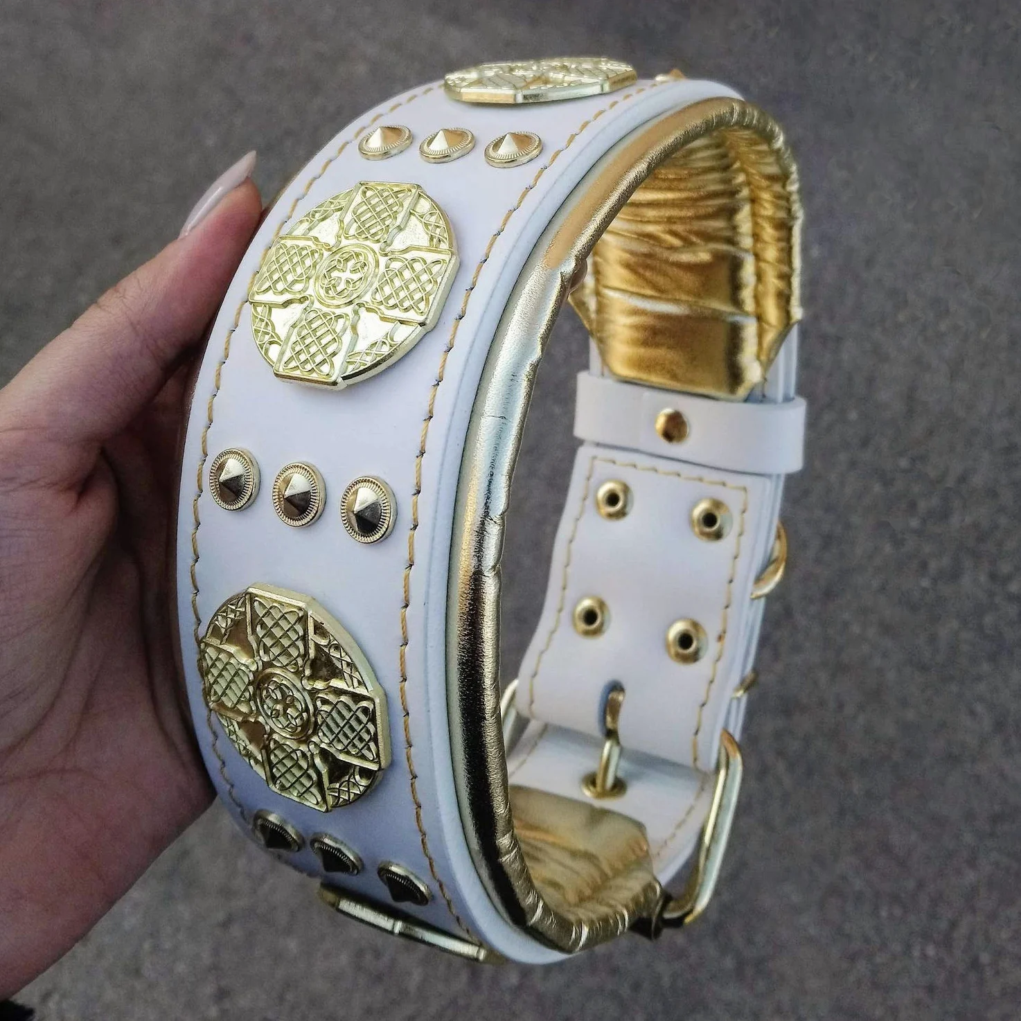Bestia Maximus Collar de Perro de Piel auténtica, Razas Grandes | Talla M: se adapta a un cuello de 42,4 a 50 cm, 6,3 cm de ancho