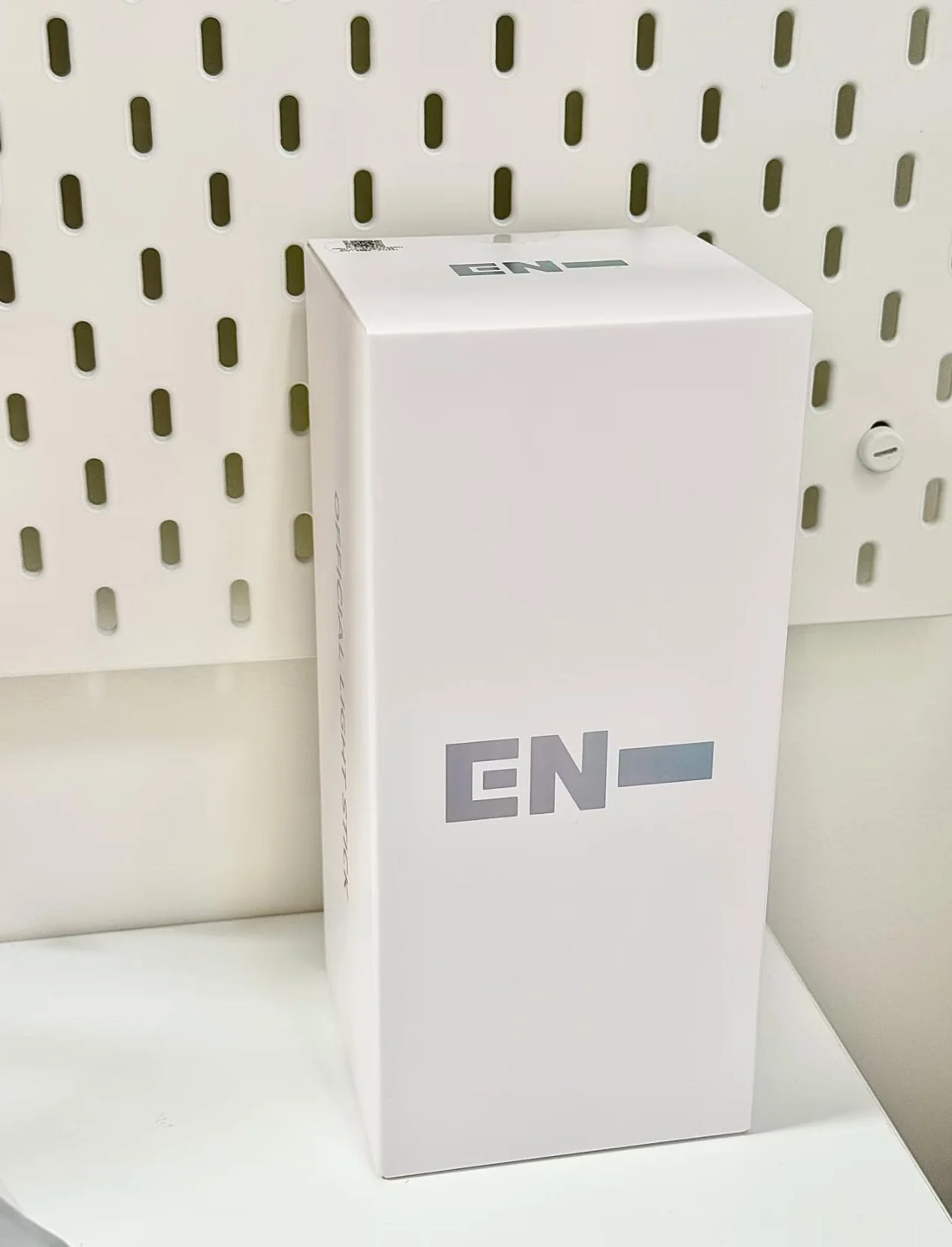 Enhypen Ver 2 Palo de Luz Oficial con Control Bluetooth y 7 Tarjetas Fotográficas, Negro