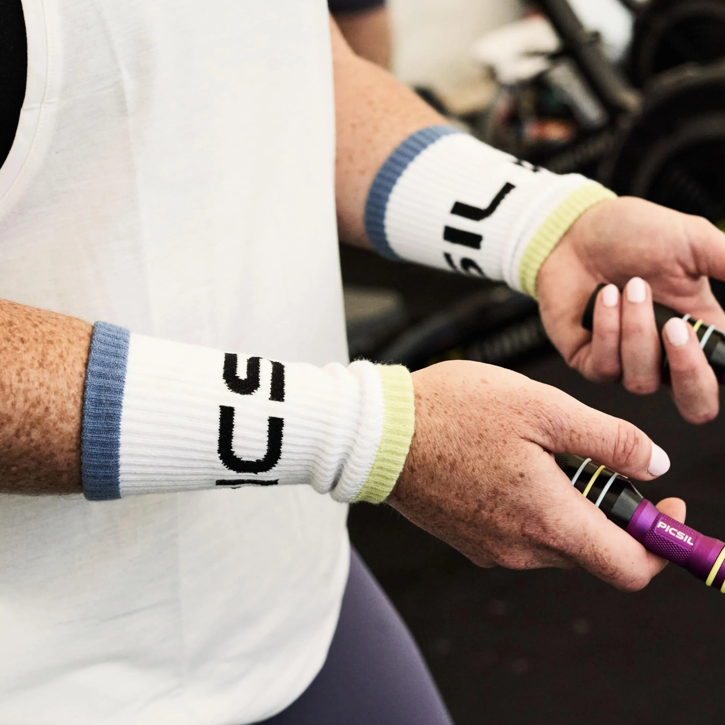 Muñequeras Deportivas de Algodón PICSIL Absorbentes Transpirables para Gimnasio Running Tenis