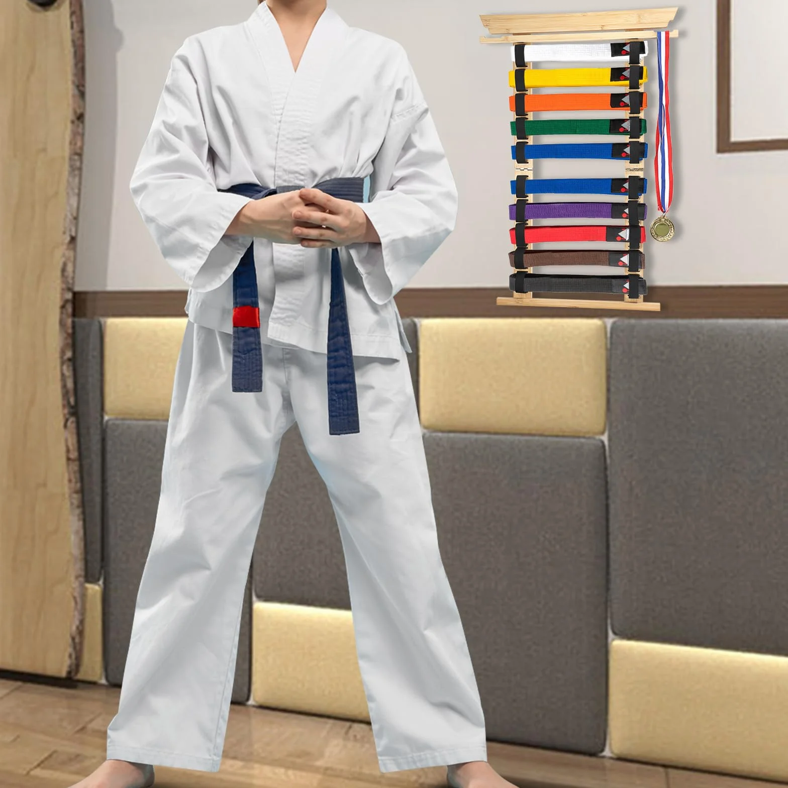 Soporte de Bambú para Cinturones de Artes Marciales, Organizador de Pared para Karate Taekwondo