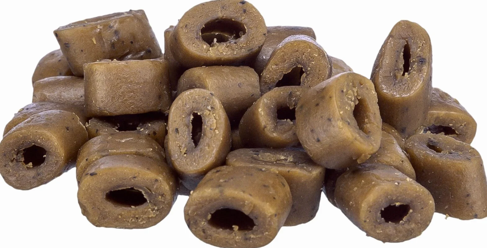 Trixie Escondite para pastillas para gatos | 3 x 50 g | Paquete Triple | Suplemento alimenticio para gatos | Facilita la administración de medicamentos | Abertura para pastillas | Fácil de moldear