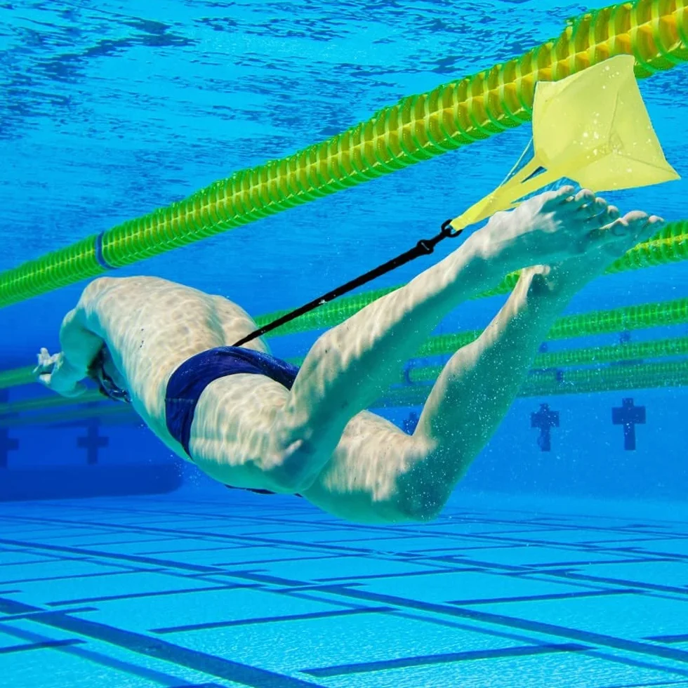 Paracaídas de natación ajustable para entrenamiento de resistencia