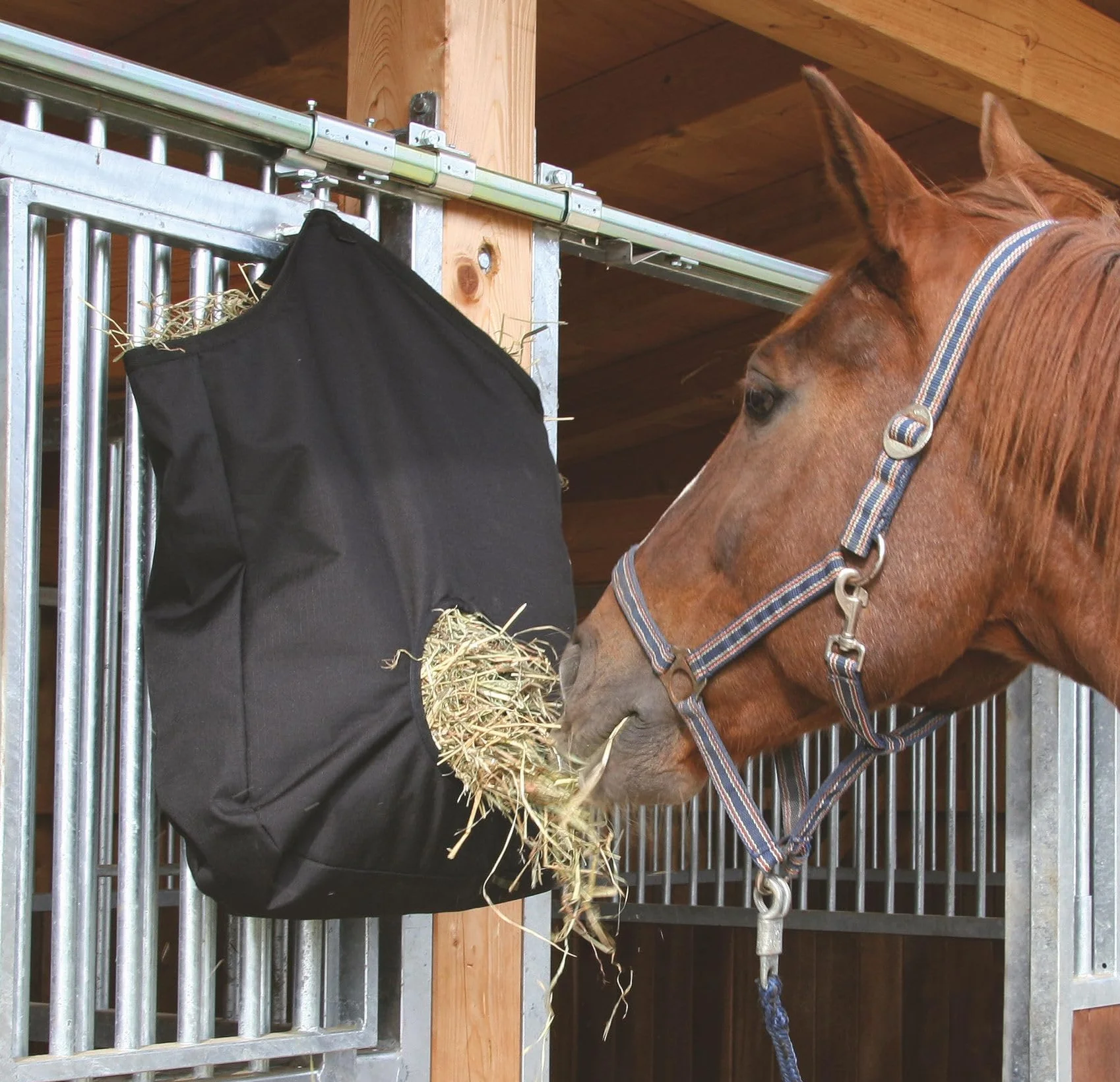 EXCELLENT Suministros Para El Caballo Bolso De Heno Negro 65 x 50 cm
