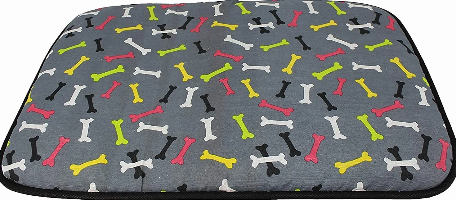 Acomoda Textil - Cama para Perros de Tela, Cama Perros Antideslizante y Lavable. Colchoneta Mascotas para Hogar y Transportin. (120x80 cm, Huesos)