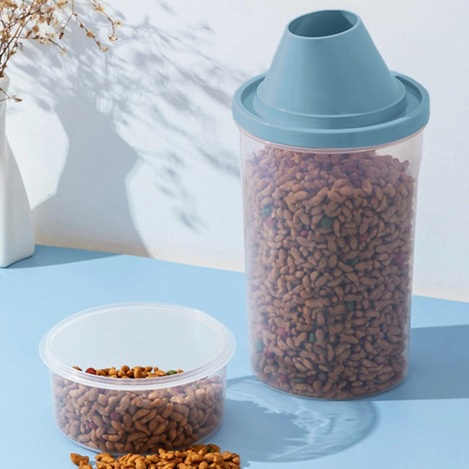 Contenedor hermético de almacenamiento para alimentos para mascotas, dispensador de aperitivos para cachorros de 1000 ml, perfecto para almacenamiento de alimentos secos en casa, viajes y