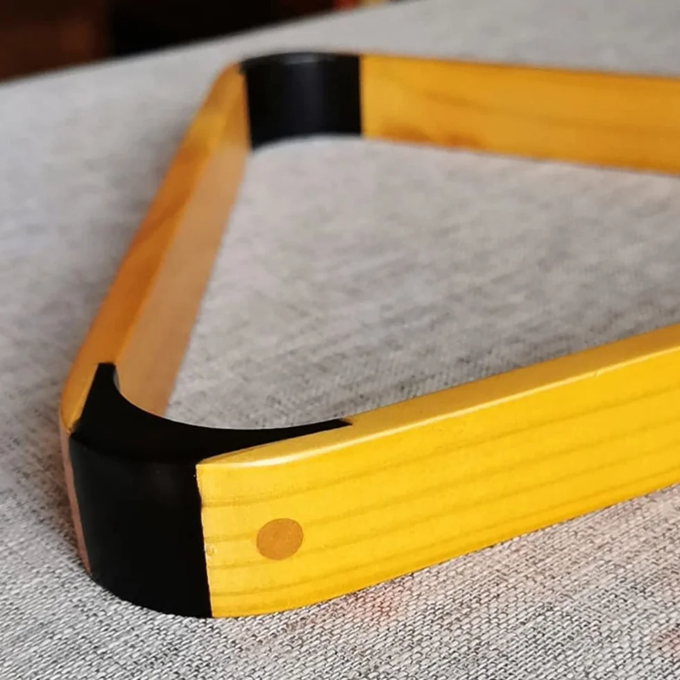 Triángulo de billar de madera sólida