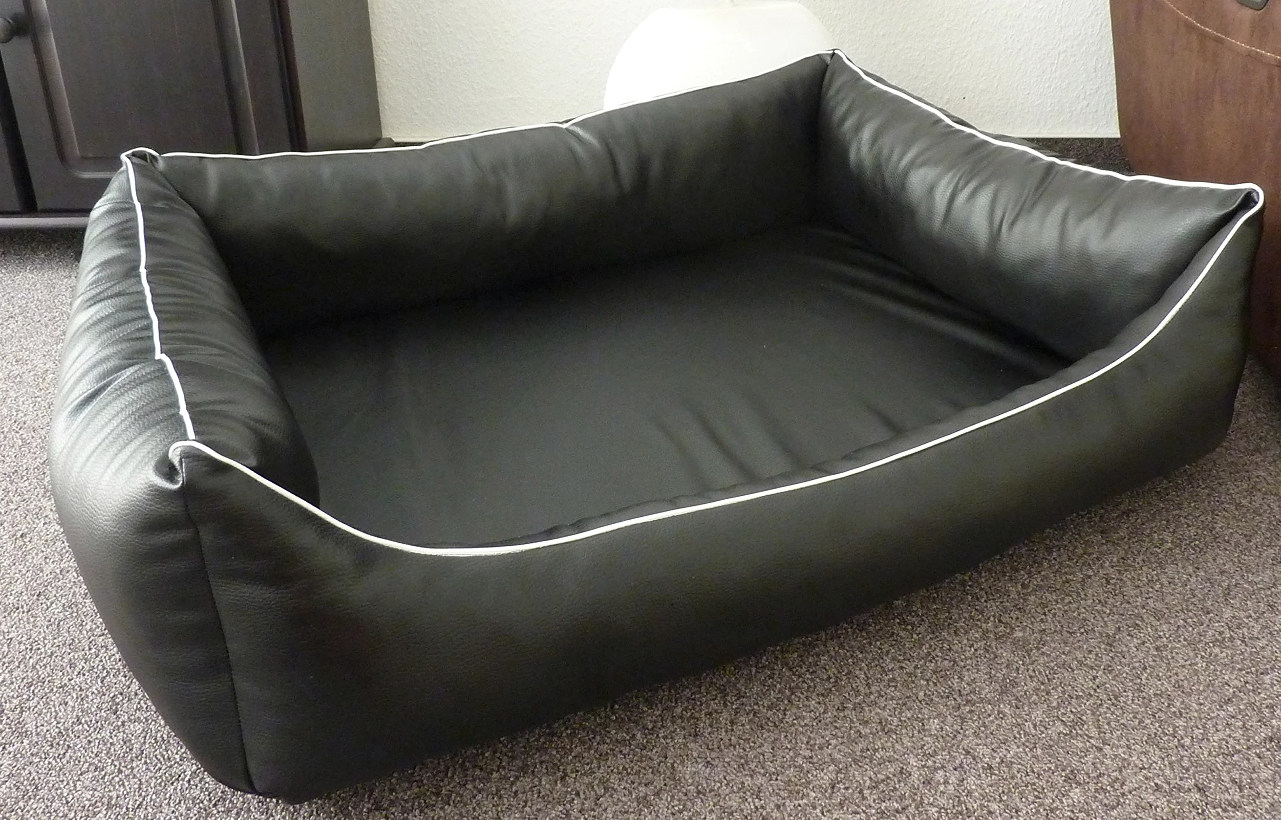 Ortopedico Cama ortopédica para perros, piel sintética, 80 cm x 60 cm, con colchón de espuma viscoelástica (negro)