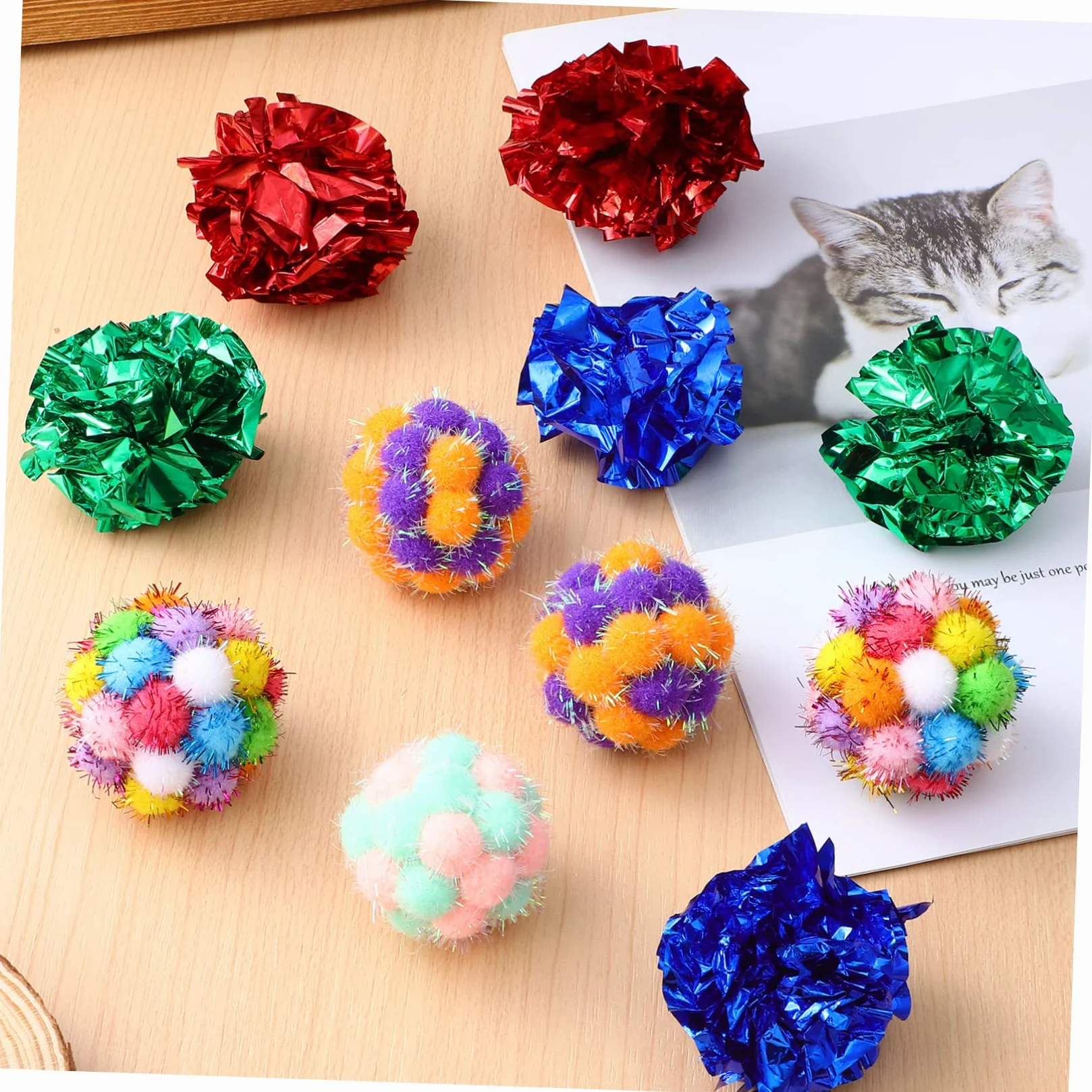 Kisangel 125piezas Gatos Bolas De Peluche con Sonido y Crinkle Interactivos Gatitos y Gatos Diversión y Ejercicio Casa