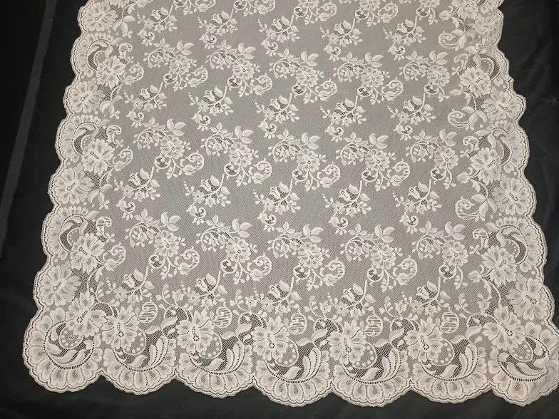 MANTILLA MARFIL/BEIG TAMAÑO MEDIANO 1X2,20 MTS