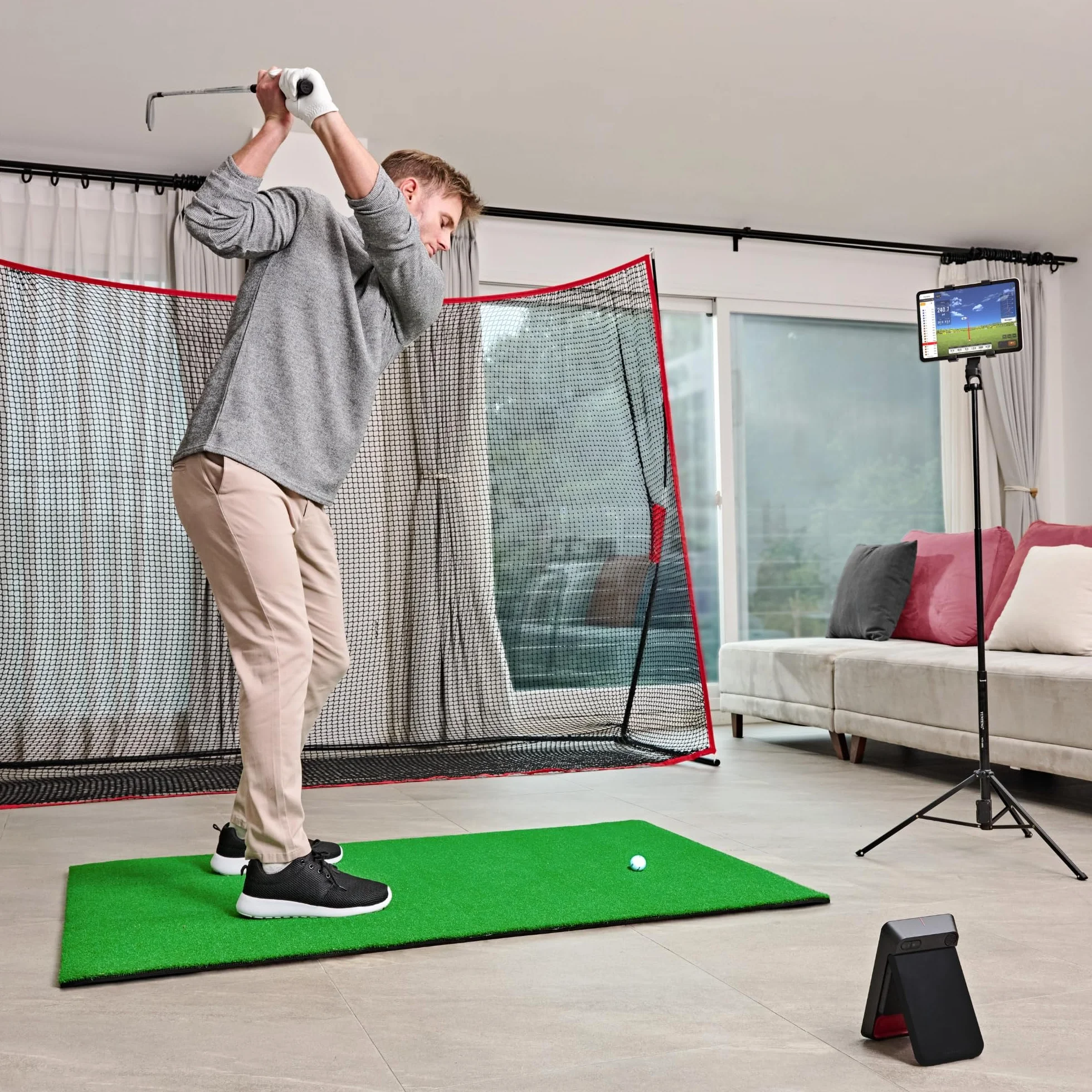 Voice Caddie SC4 Pro Monitor de Lanzamiento de Golf Simulador 3D con Funda Oficial