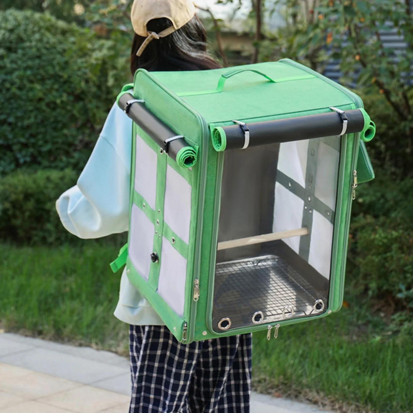 Mochila compacta ventilada para canarios con cuencos extraíbles para alimentos, agua, jaula ligera y plegable para periquitos, incluyendo palo de gallo y taza de comida