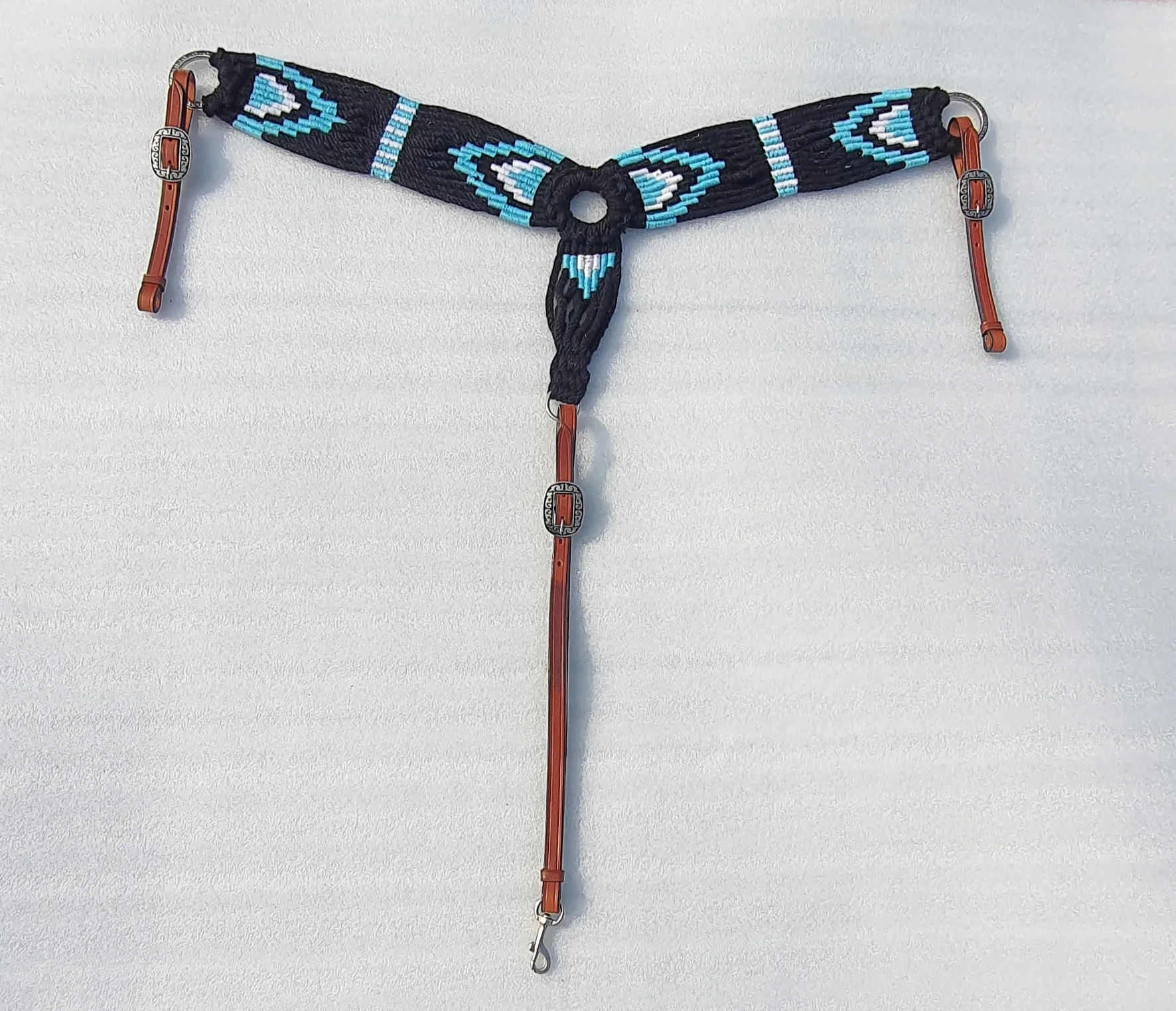 Collar de pecho occidental hecho a mano para caballo, tamaño libre, regalo ecuestre (azul oscuro)