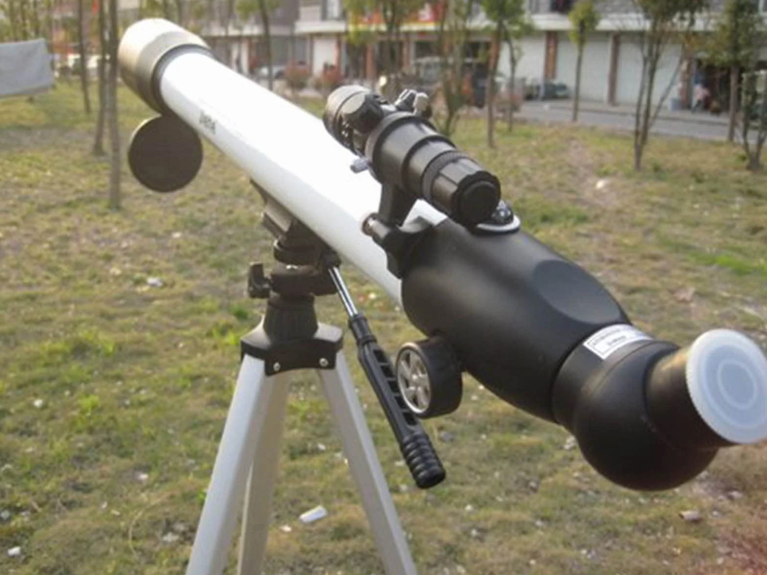 Green Dot Sight con Soporte de Riel Picatinny - Incluye Cargador, Soporte e Interruptor de Cable con 2 Juegos de Baterías