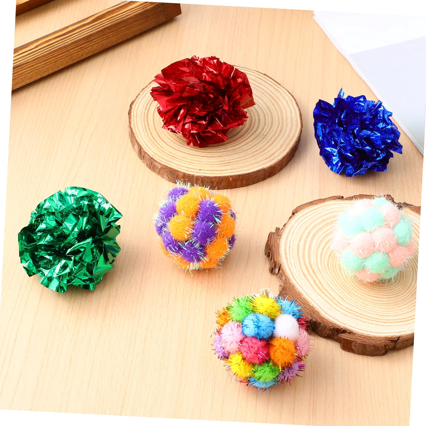 SUPVOX 100piezas Interactivas De Gato De Bolas De Crinkle Coloridas con De Felpa para Diversión Interiores Juguetes para Gatos y Gatitos Estimula El Ejercicio y Combate El Aburrimiento