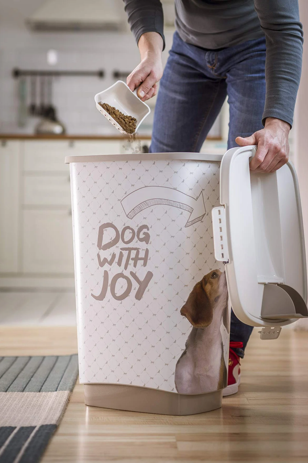 Rotho Cody - Recipiente de Comida para Mascotas de 50 Litros con Tapa y Tolva para una Dosificación Práctica, Plástico (PP) sin BPA, Muestra, 50 L (39.7 x 29.6 x 58.5 cm)
