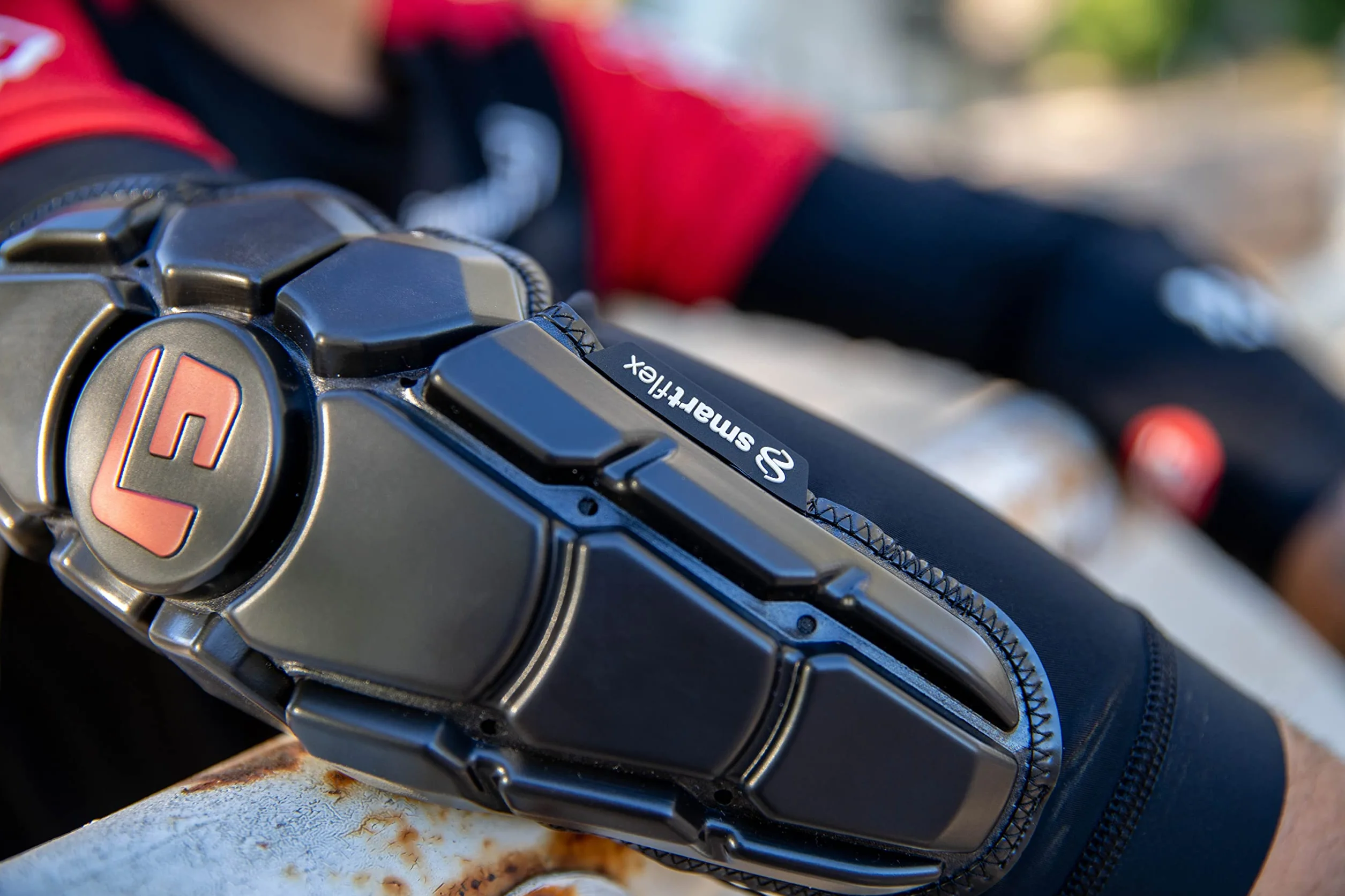 G-Form Pro-x3 Coderas Protectoras para Ciclismo