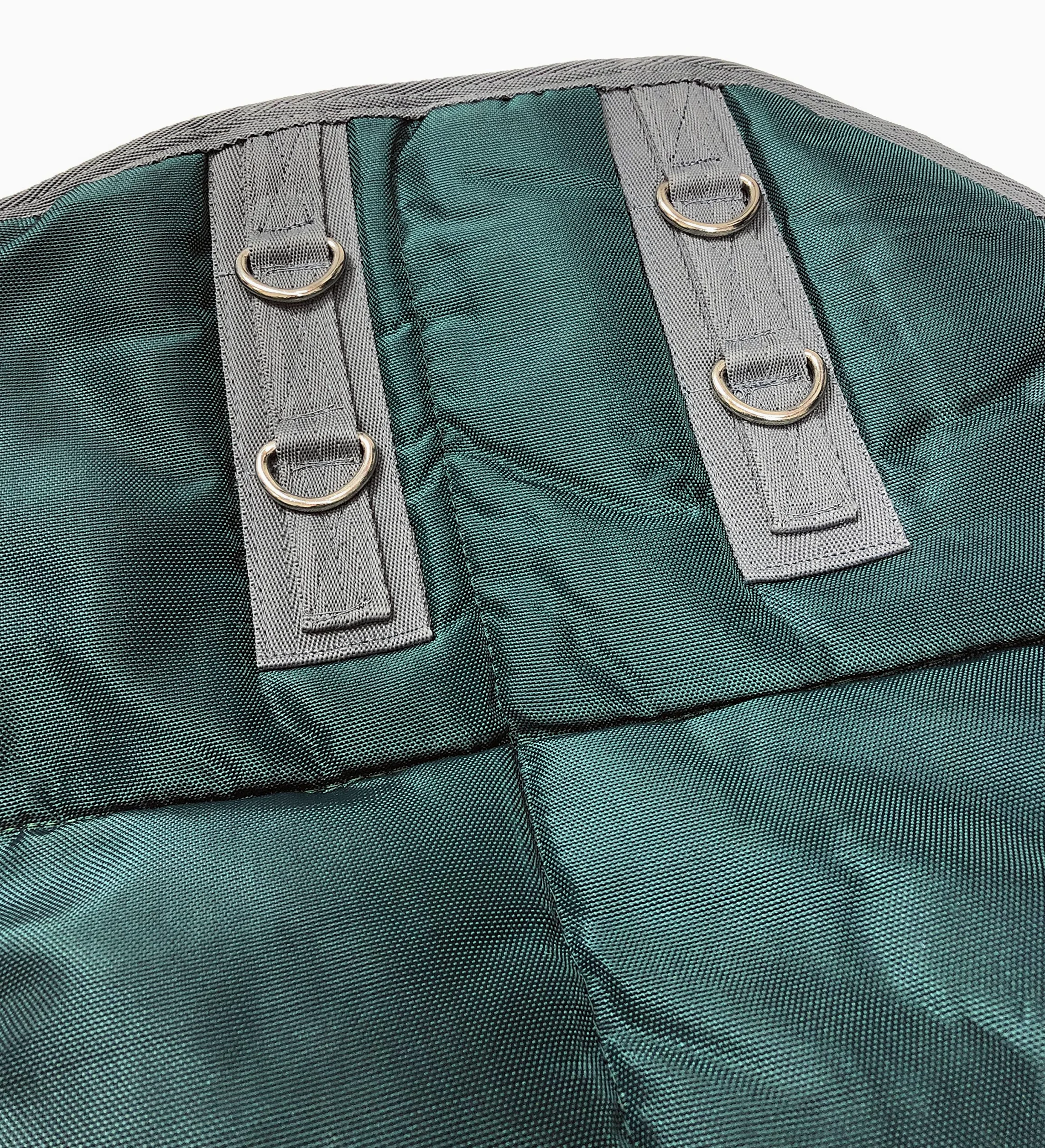 Horses, Manta de Invierno Heavy para Caballo 500g, Acolchada, Suave, Cómoda, Ideal para la Cuadra, con Bordes de Nailon Reforzado, Medidas Desde 128cm hasta 162cm, Disponible en Verde y Negro