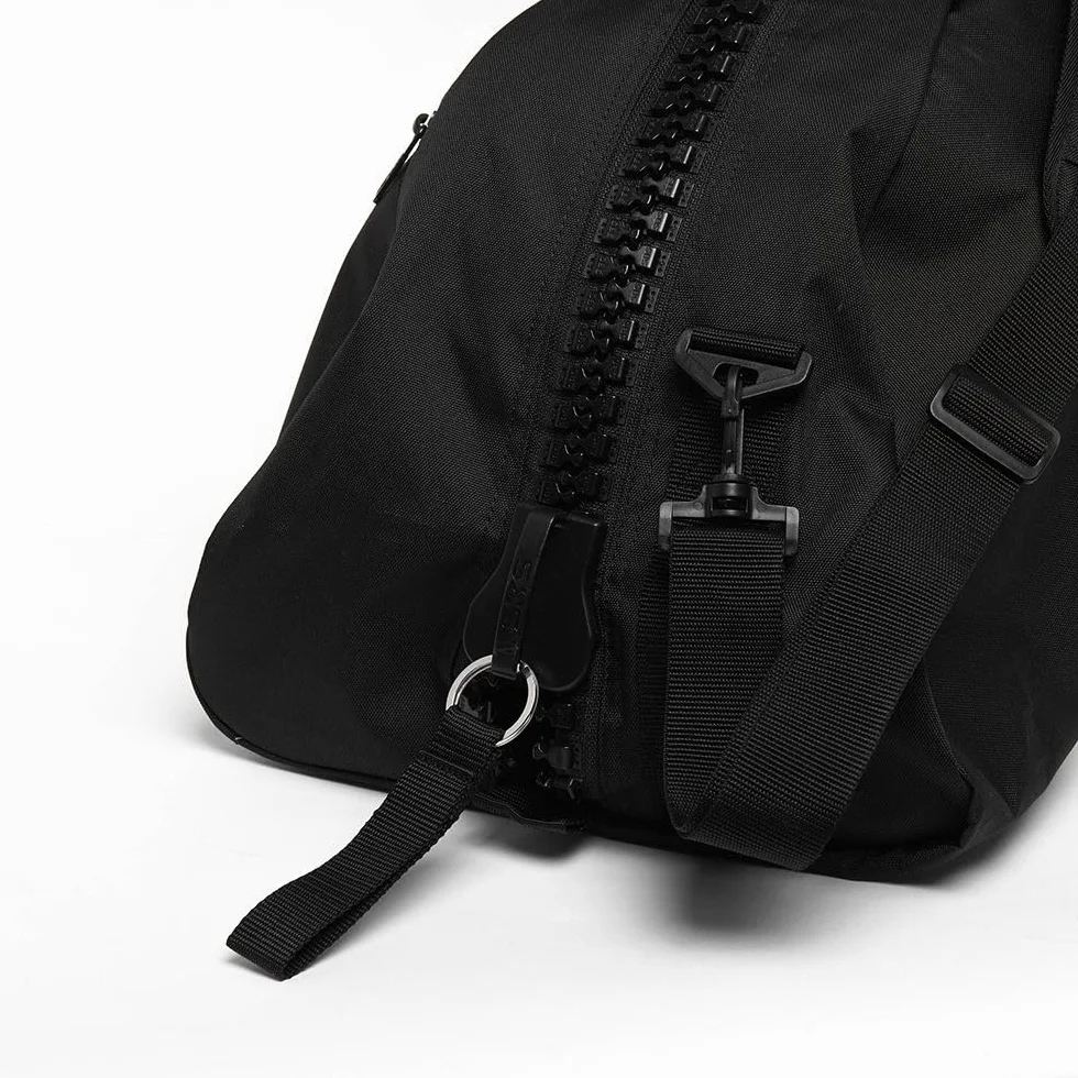 Adidas Bolsa deportiva 2 en 1 mochila poliéster negro dorado