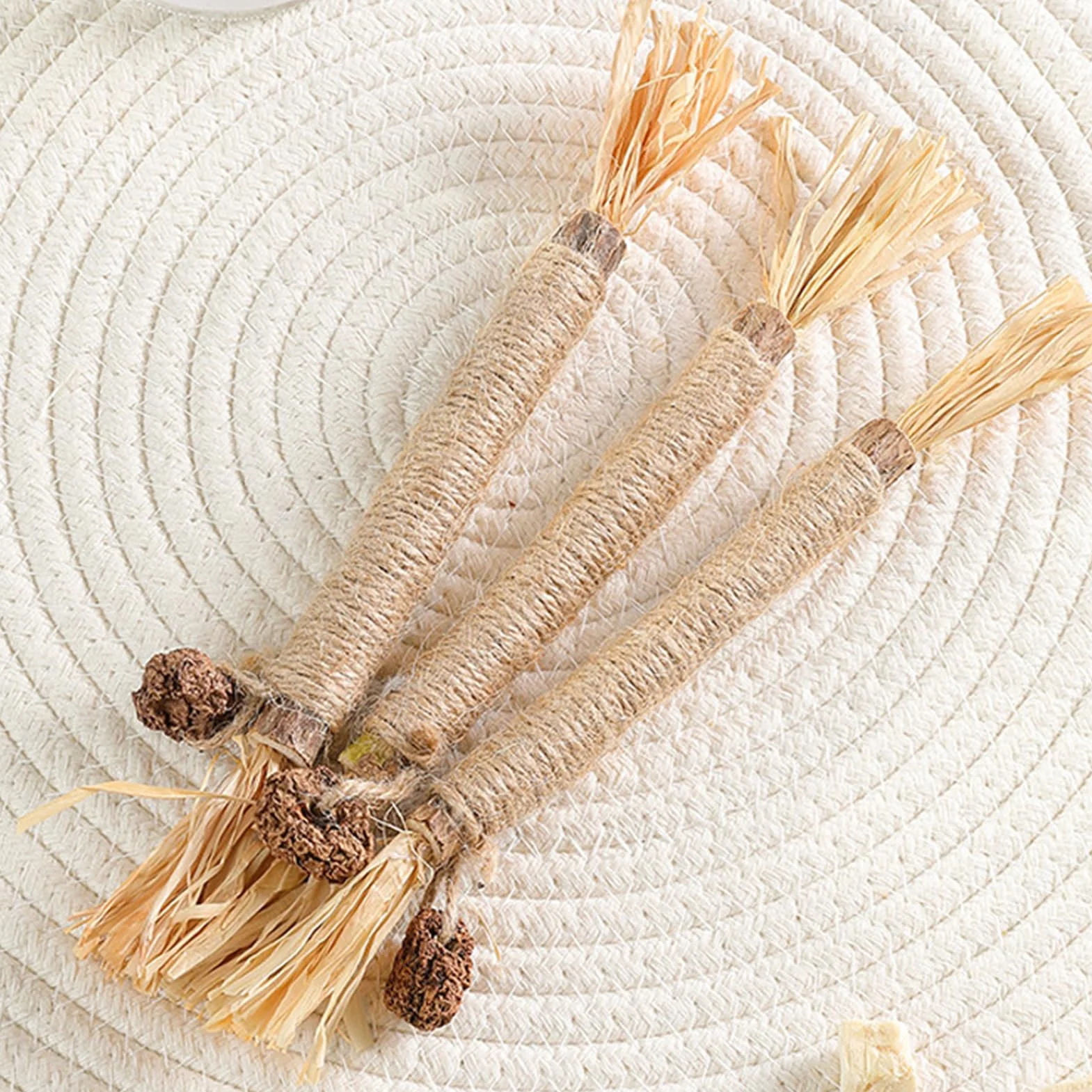 4 Piezas Masticar Palos Gato,Palitos de Hierba Gatera,Palitos para Masticar Gato Juguete,Cuidado Dental,para Limpia los Dientes Juguetes del Catnip
