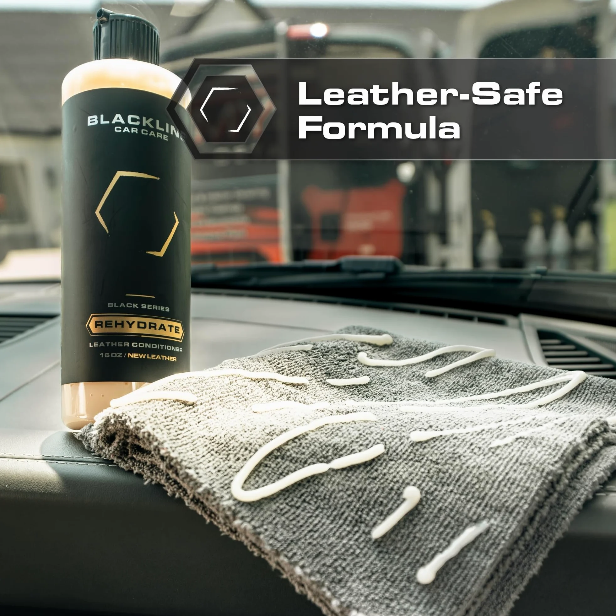 Blackline Car Care - Leather Rehydrate, acondicionador de cuero para todo el cuero - coches, muebles, zapatos y bolsos - 16 onzas líquidas