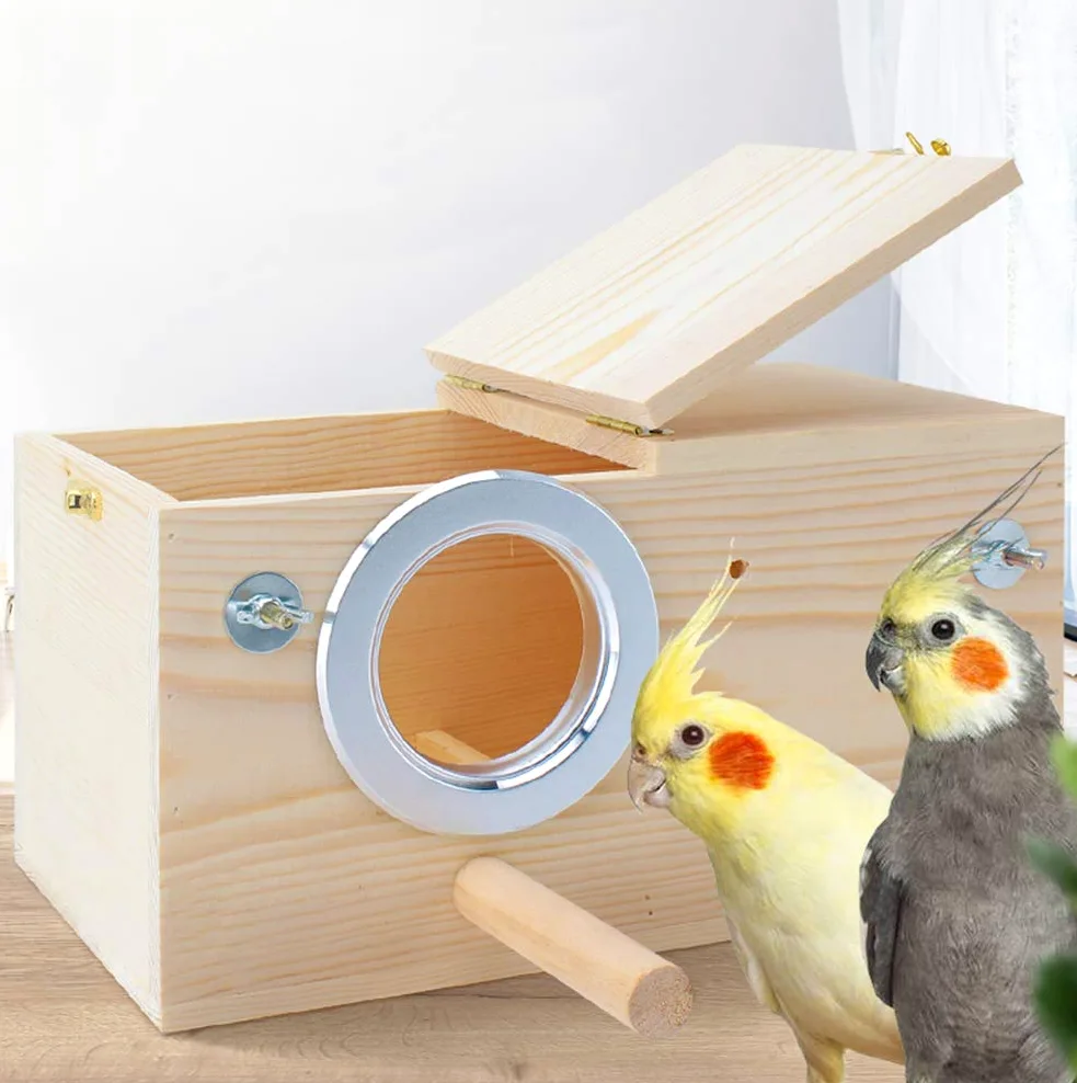 YJJKJ - Caja de nido de perrinito de madera de pino para pájaros, cacatúas, loros (M)