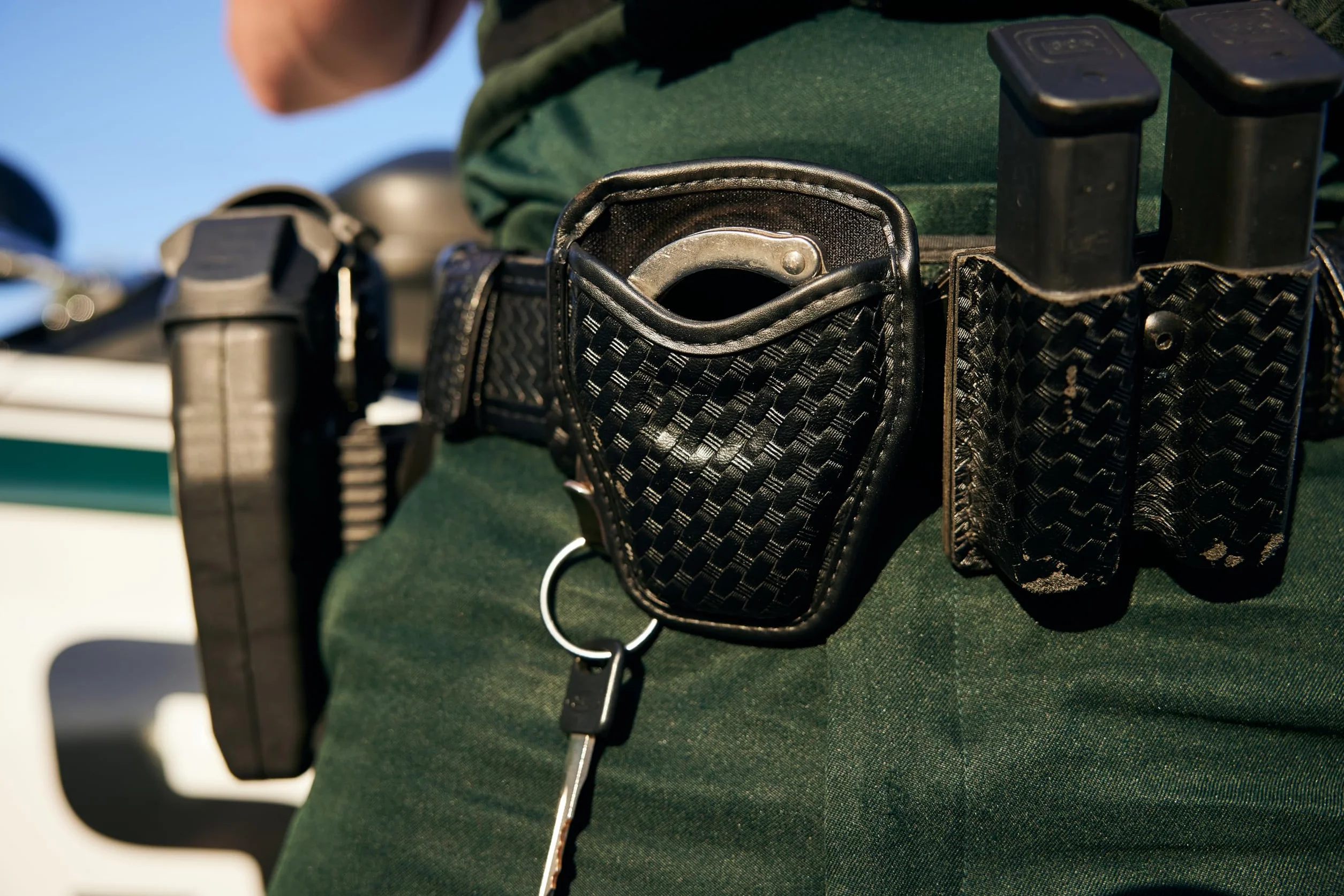 Bianchi AccuMold Elite Open Top Handcuff Case for Duty Belt