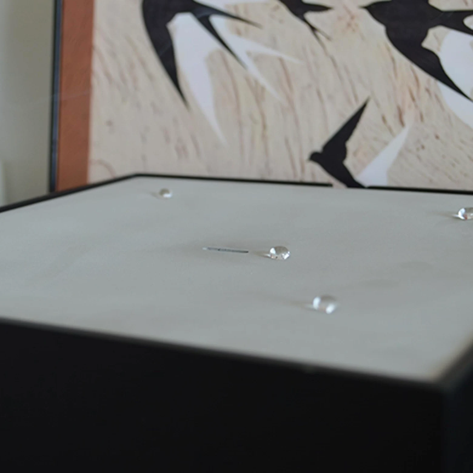Juguete eléctrico para gatos, diseño automático de gotas de agua para mascotas de interior, juego interactivo para gatos y perros, decoración moderna del hogar
