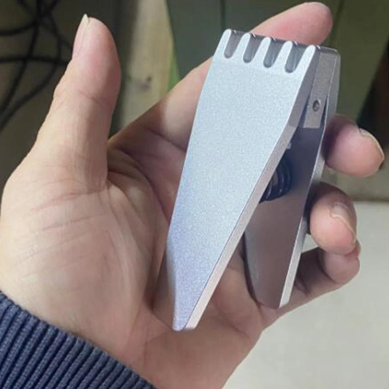 Abrazadera de encordado de arranque compacta para bádminton