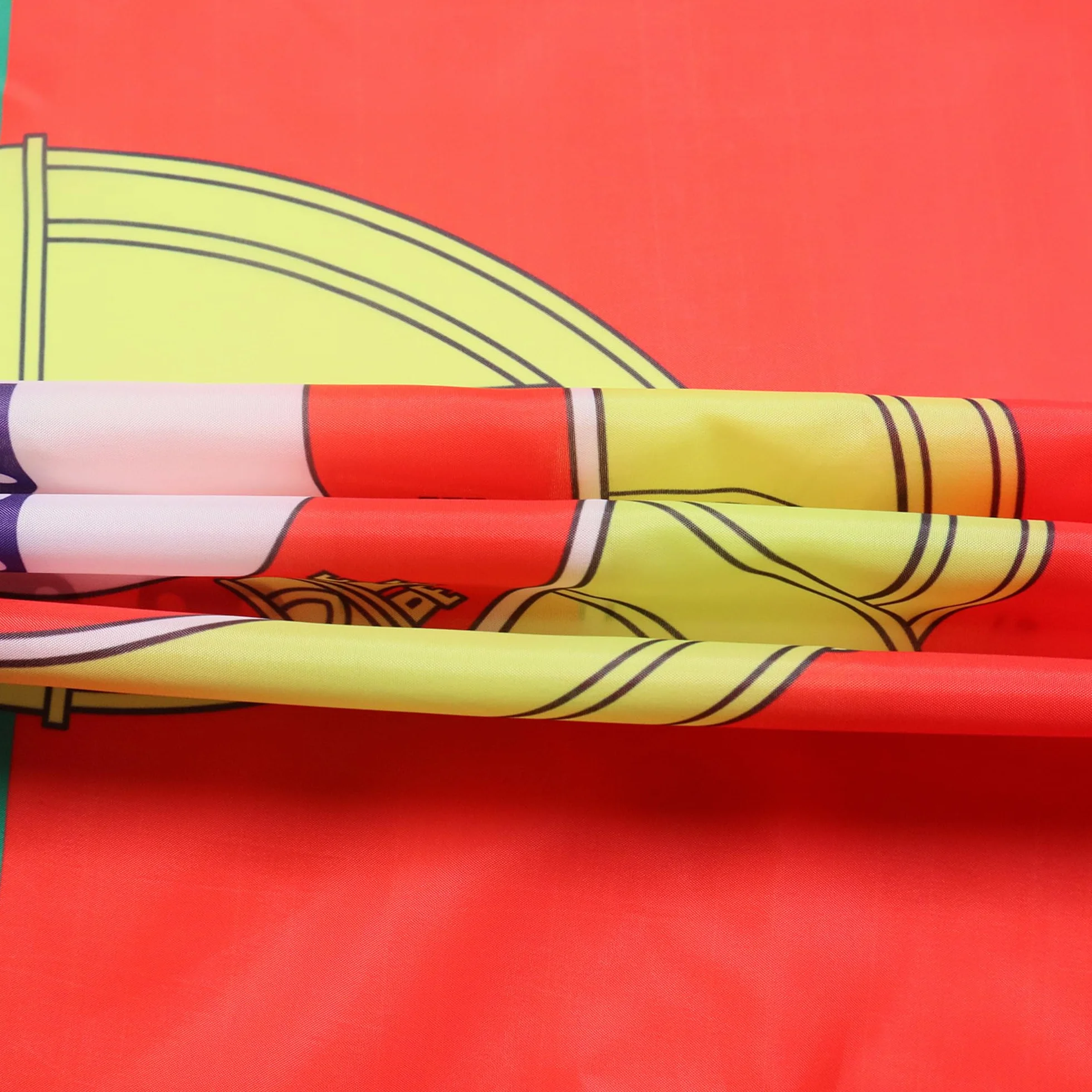 AZ FLAG Bandera de Portugal 150x90 cm, Poliéster con Mangas Integradas