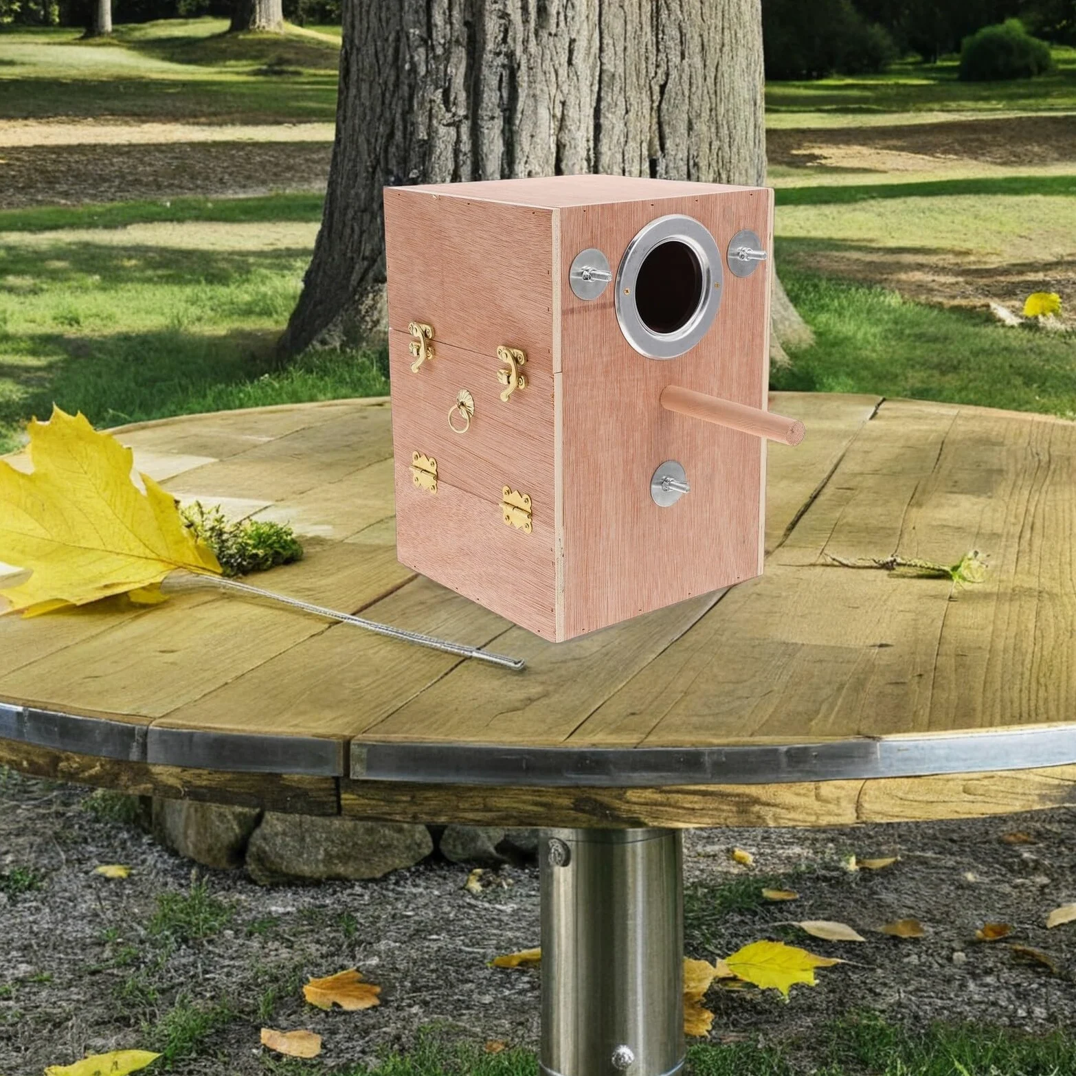 SHINEOFI Caja de Anidación para Periquitos de Madera con Soporte Colgante Exterior Nido Cálido y Seguro para Cría de Agapornis Ninfas Periquitos y Conures Diseño Que Ahorra Espacio para