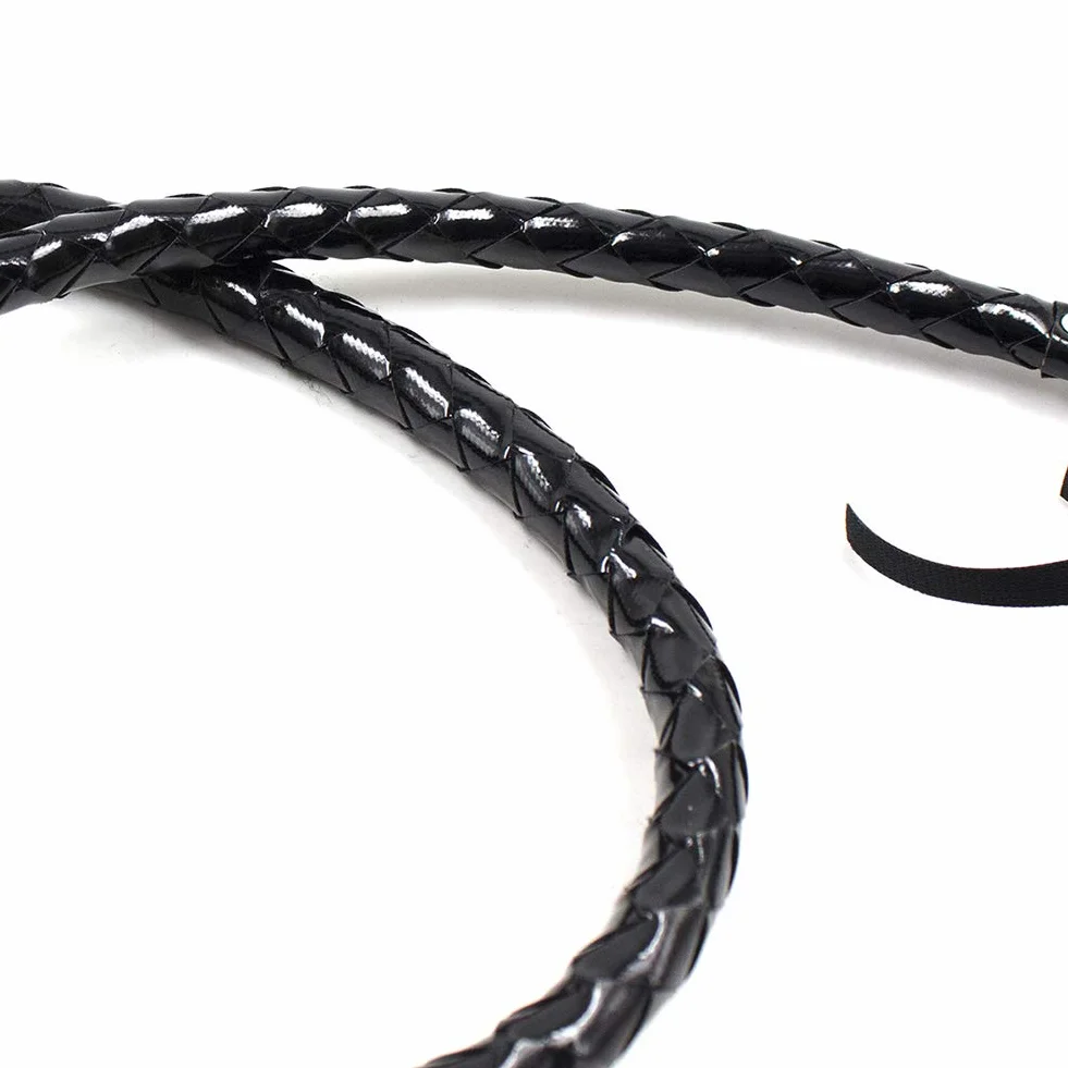 Látigo de equitación de cuero sintético con mango tejido, accesorio de disfraz de Halloween (negro)