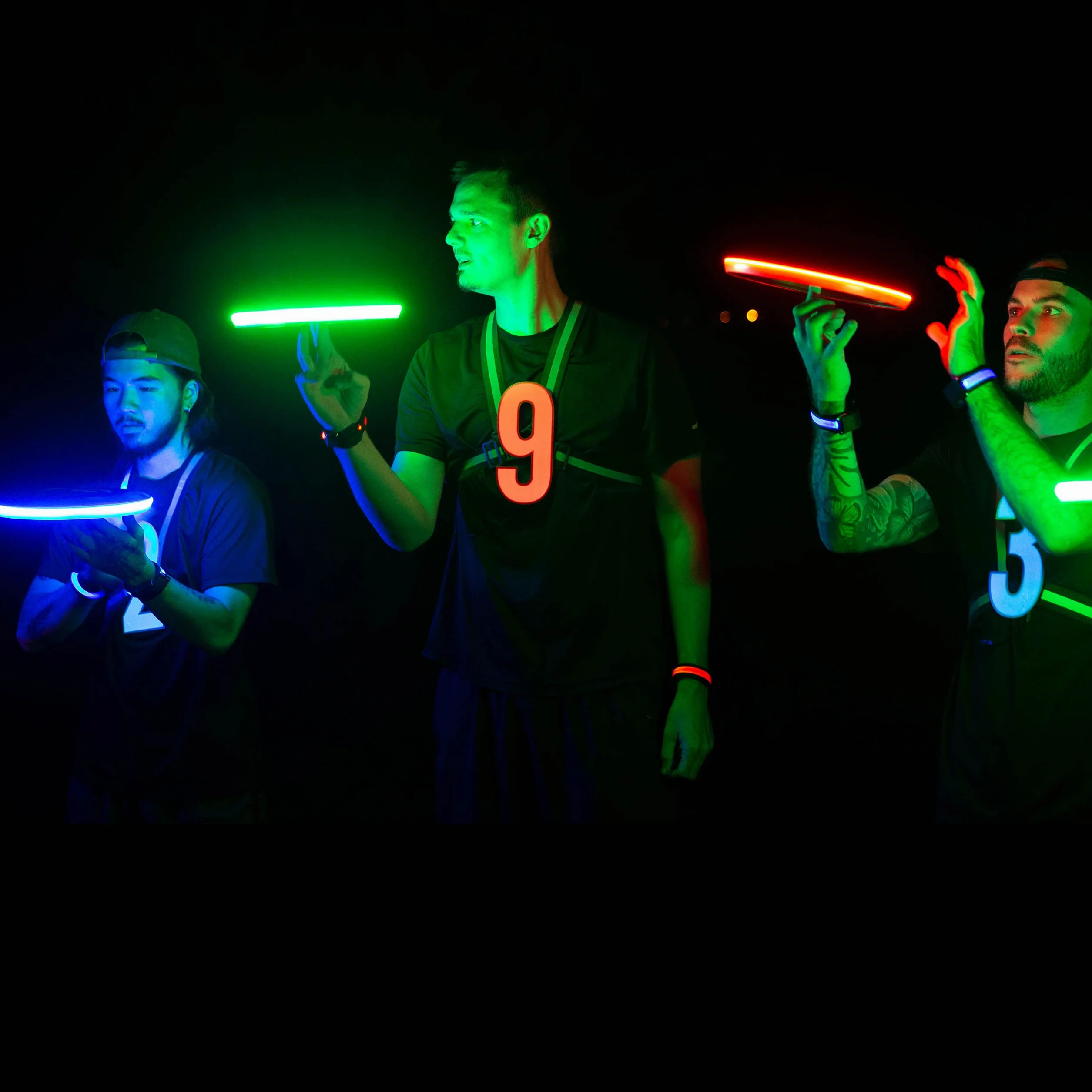 TOSY Flying Disc RGB LED 16 Colores Brillante Modos Inteligentes Recargable Frisbee 175g