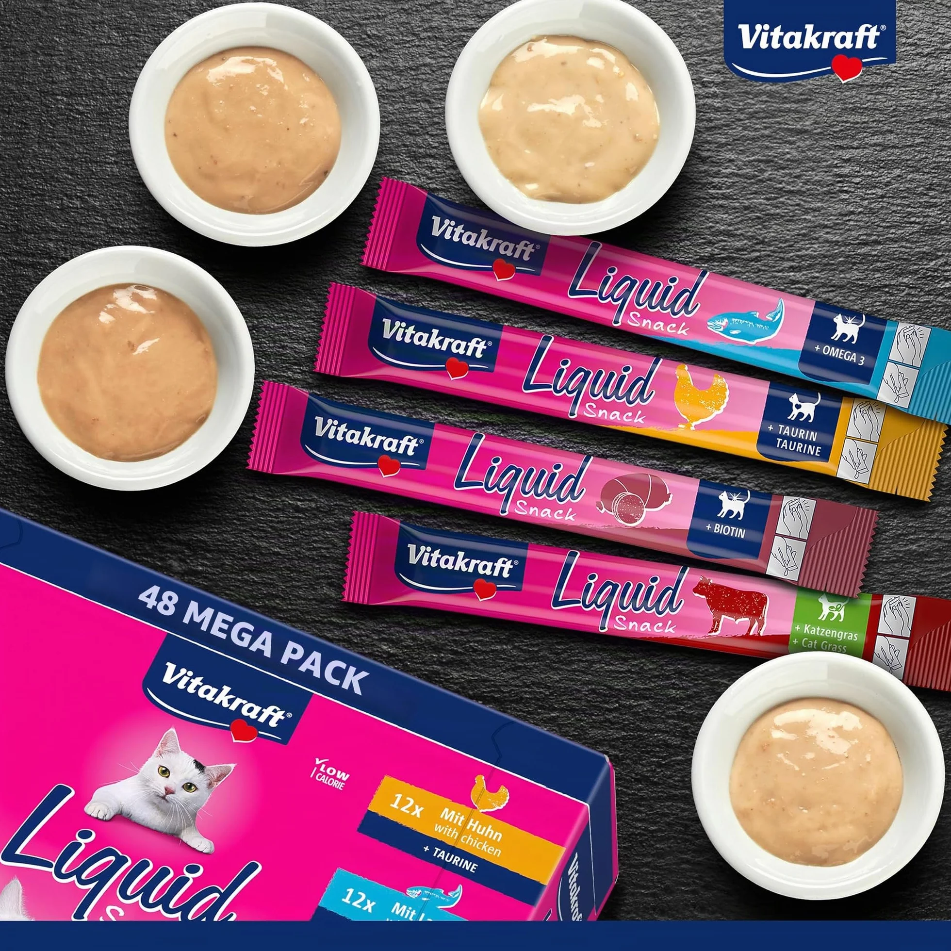 Vitakraft Liquid Snack para gatos, golosinas para gatos en Mega Pack, textura cremosa, con ternera, con pollo, con salmón, 1 paquete de almacenamiento (48x 15g)