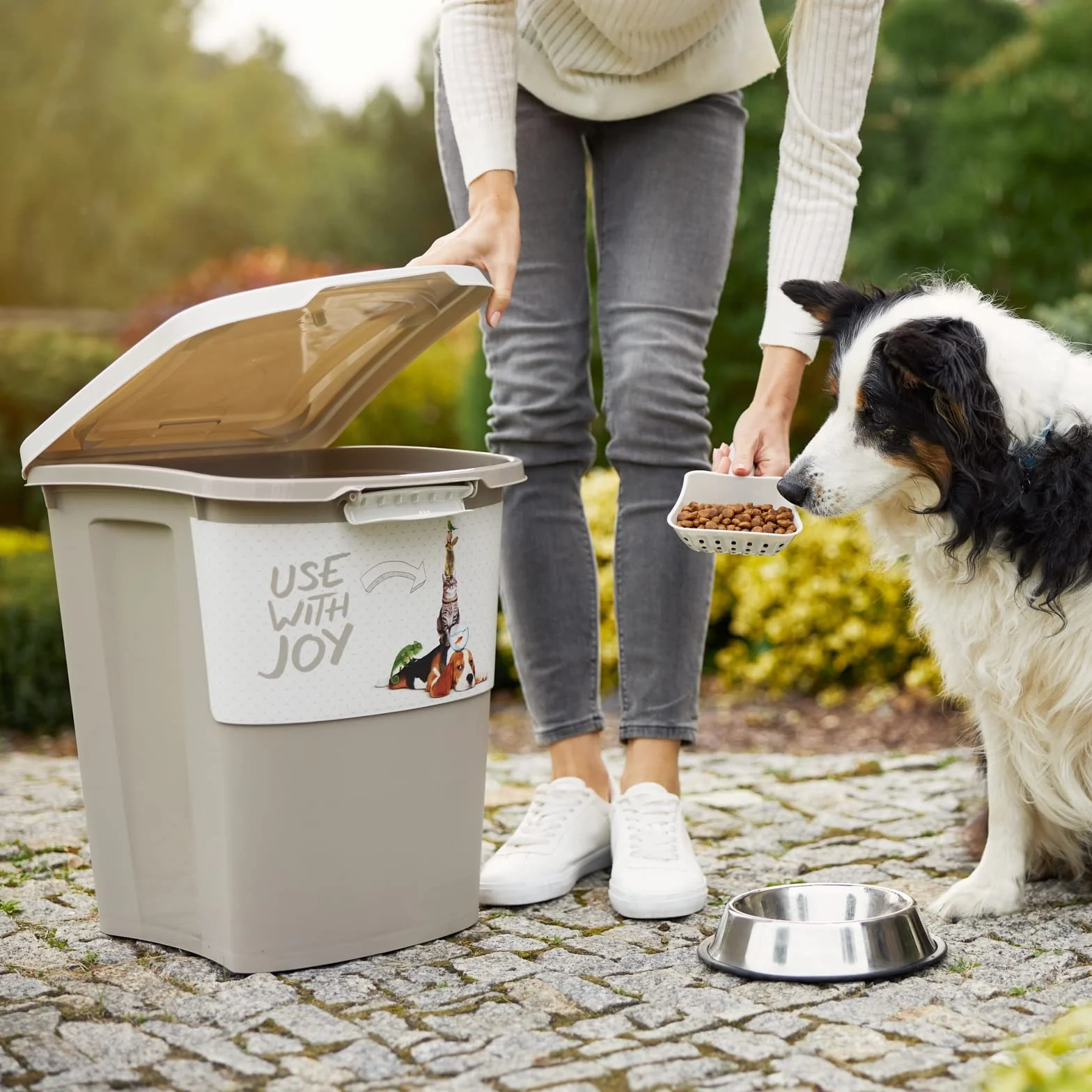 Rotho Archie Contenedor de comida para mascotas 38l con tapa, Plástico (PP) sin BPA, multicolor, 38l (41.0 x 37.0 x 50.0 cm)