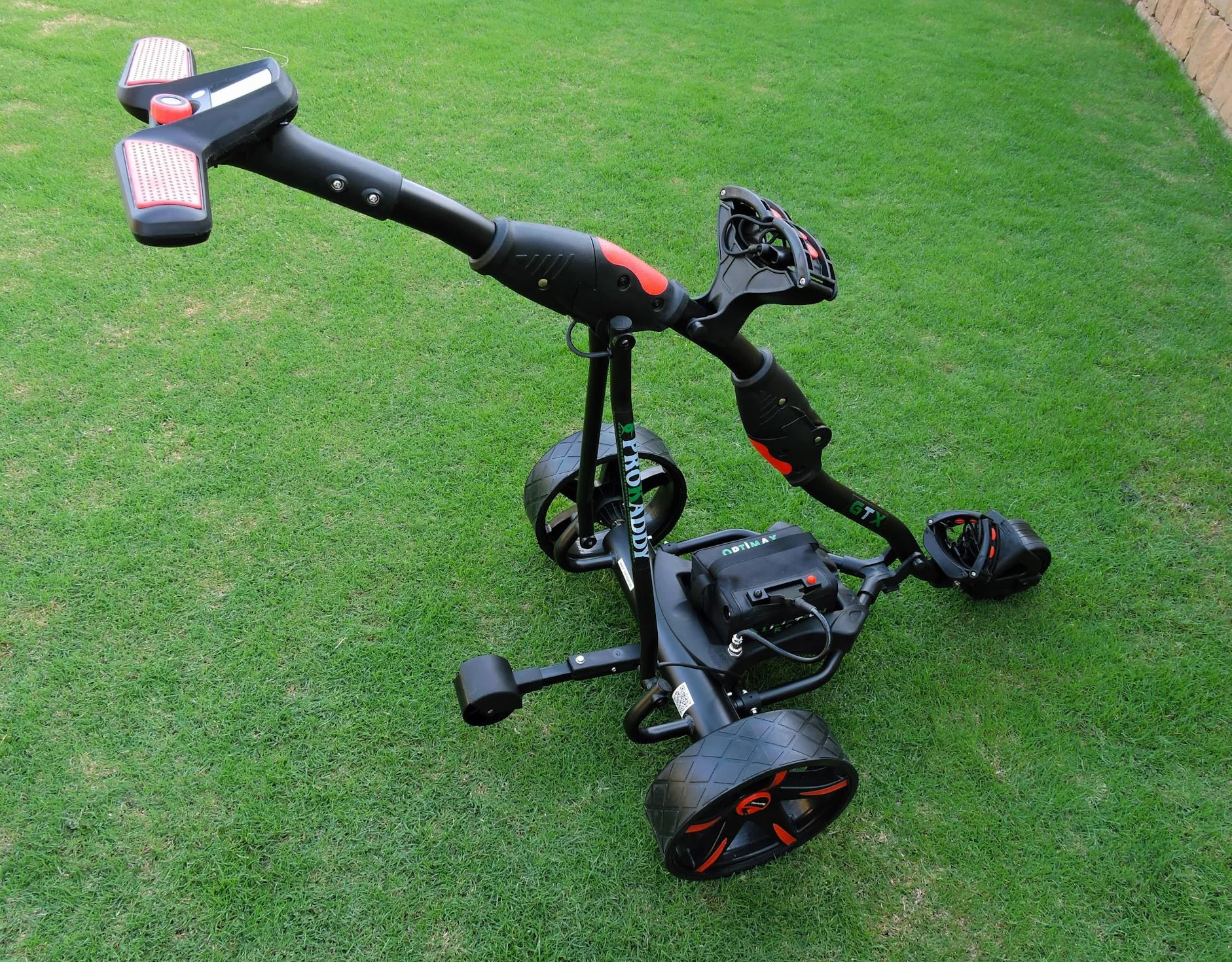 Elektryczny wózek golfowy P1RT2 Czarny z pilotem i USB