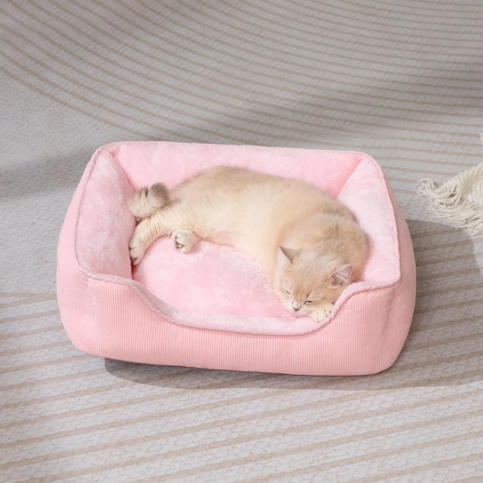 Hollypet Cama para Gatos y Cachorros, Nido para Gatos y Perros Pequeños, Cama Cojín Suave & Transpirable para Dormir para Mascotas, Rosa (50 * 45 * 15cm)