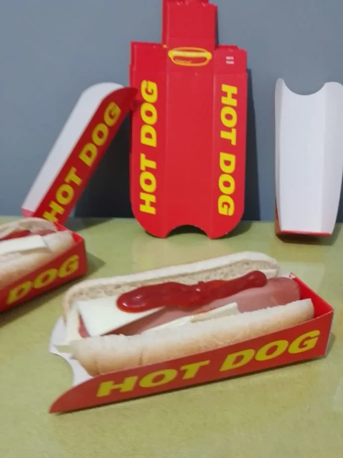 Envase Automontable Cajita Hot Dog - Bandejitas Hot Dog 100 Unidades - Perrito Caliente 100uds