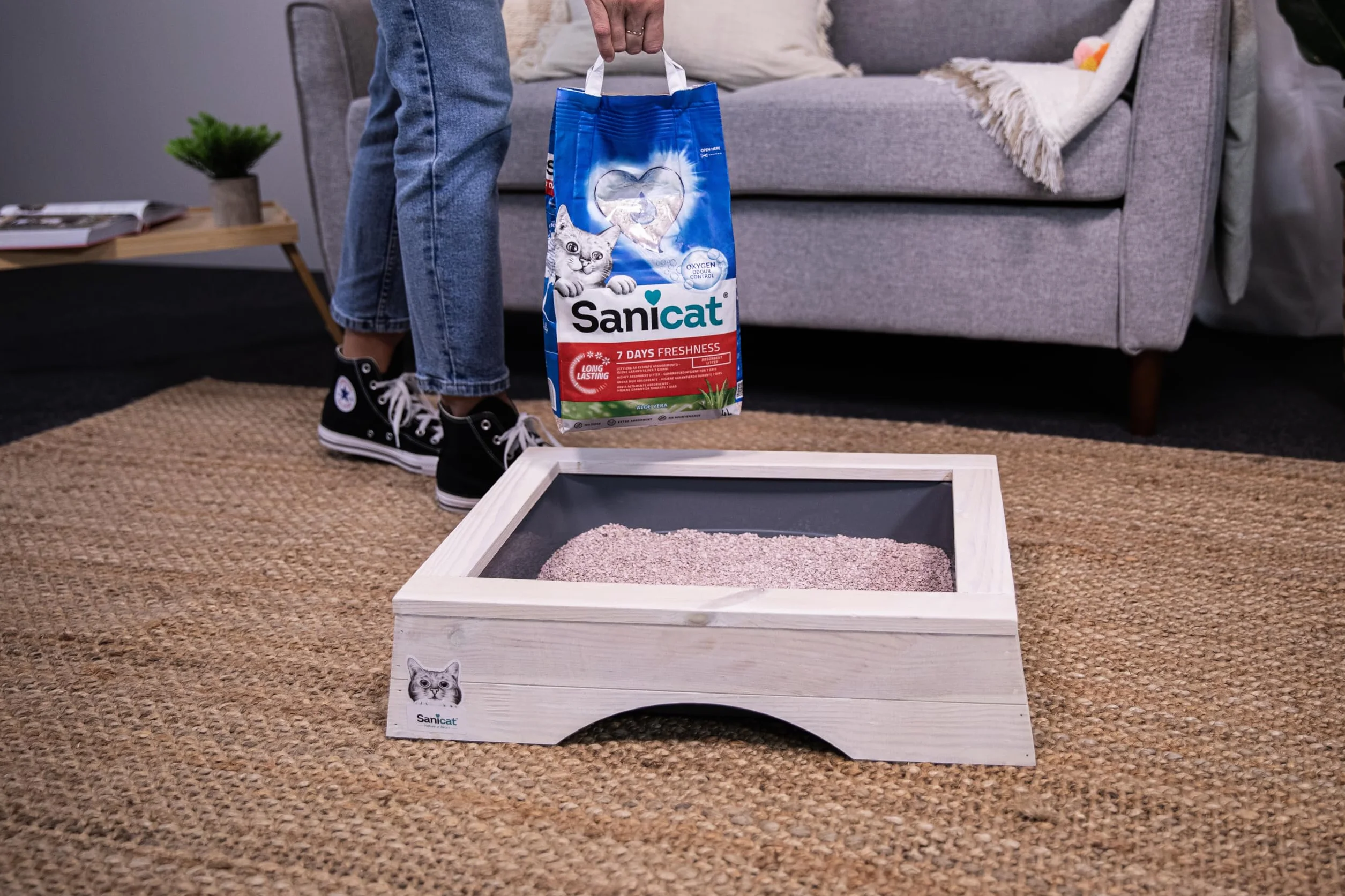 Sanicat - Arena para Gatos Classic con Aloe Vera | Controla el Olor Durante 7 días | Absorción rápida | Producto higiene de tu Mascota | 4L de Capacidad