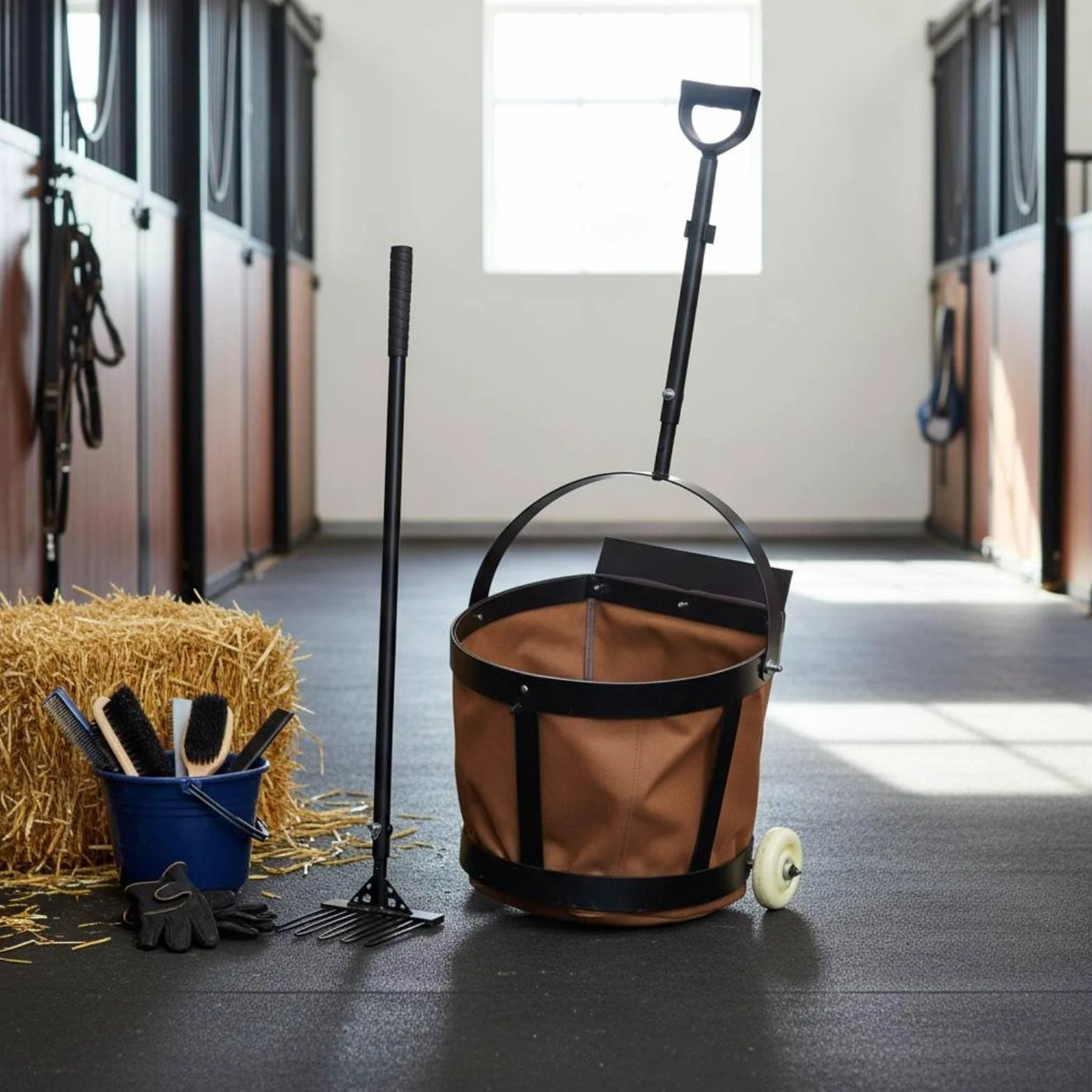 Recogedor de Estiércol con Pala Carro Bolsa y Mango Largo Acero Inoxidable Ruedas para Movilidad Fluida y Trabajo Continuo Adecuado para s Áreas de Entrenamiento