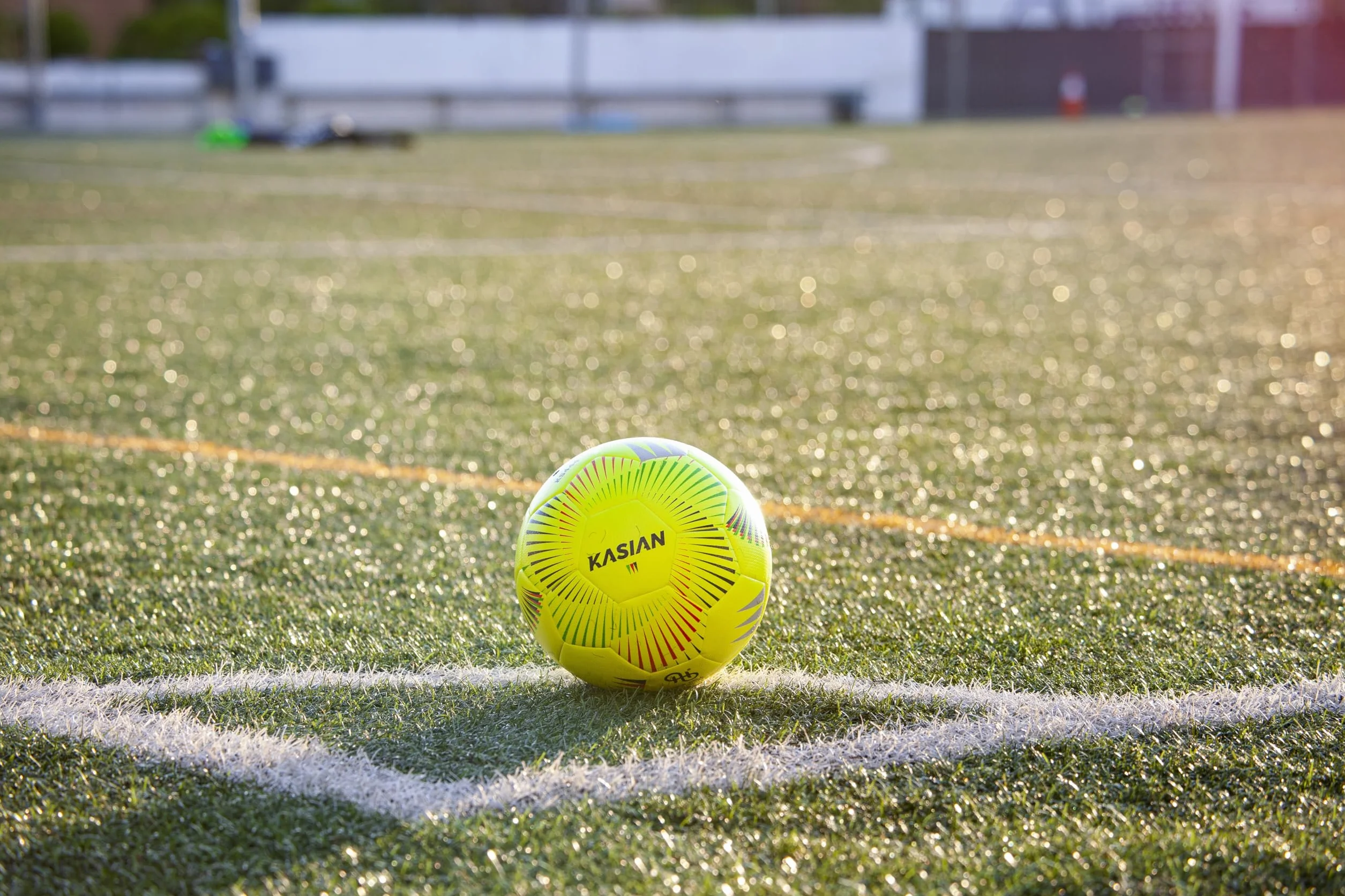 KASIAN Balón Fútbol Pro KS444, Control y Resistencia con Tecnología Hypercell, TPU de Alto Rendimiento, Amarillo